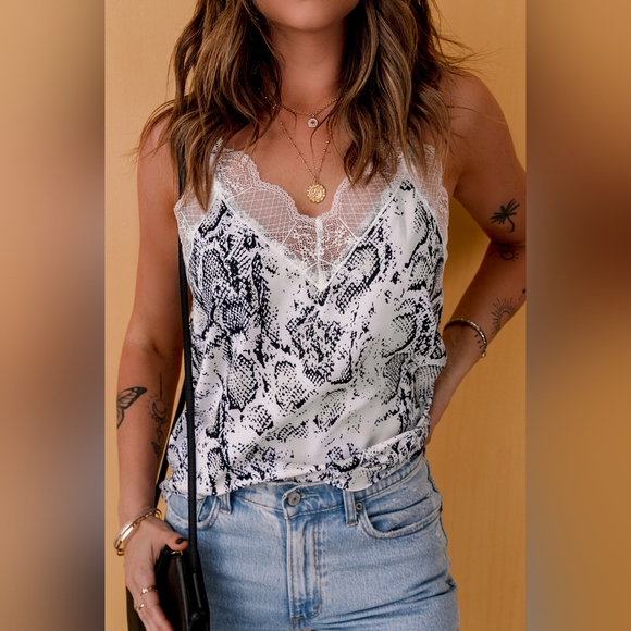 Printed Lace Trim Scalloped Cami. Hit The Like ♡ Button For SALE Price!! - Picture 2 of 3